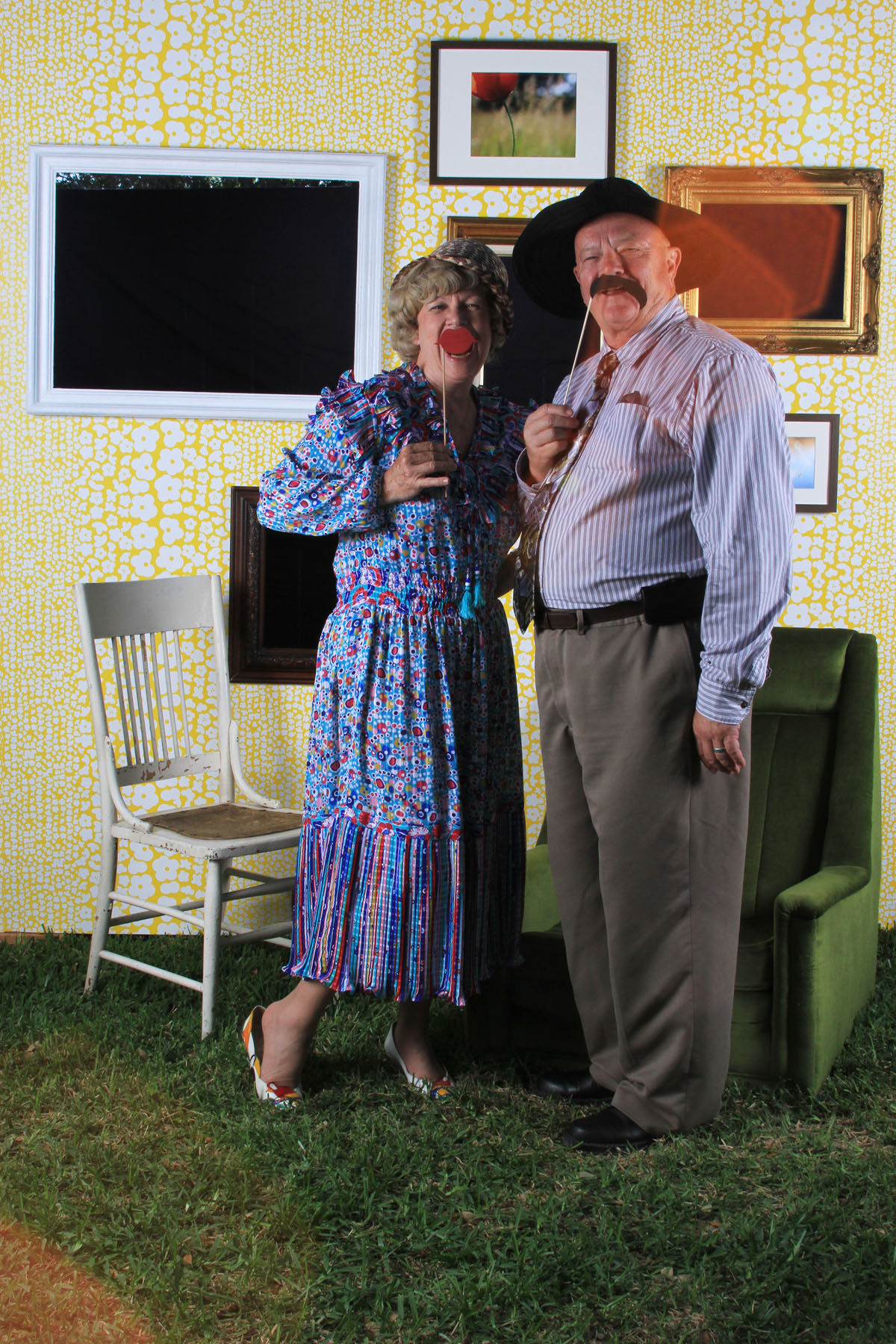 Click to return to the thumbnail index